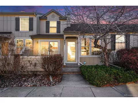 897 S Granby Cir, Aurora, CO 80012