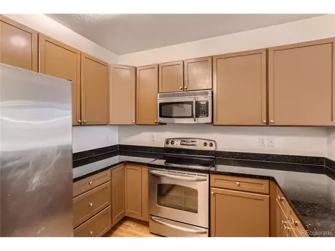 9019 E Panorama Cir #D-302, Englewood, CO 80112 photo 5