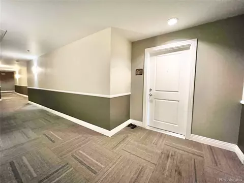 9019 E Panorama Cir #D-302, Englewood, CO 80112 photo 3