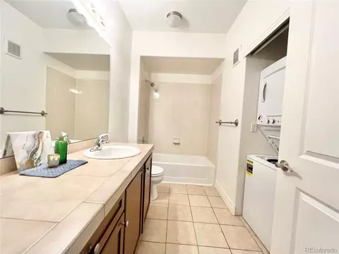 9019 E Panorama Cir #D-302, Englewood, CO 80112 photo 17