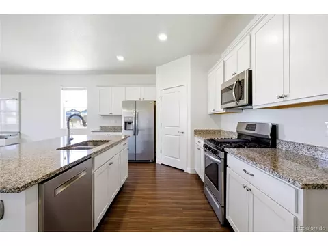 Kitchen - 7471 E 157th Ave, Thornton, CO 80602 photo 4 of 5
