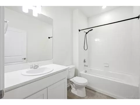 Bath - 7471 E 157th Ave, Thornton, CO 80602 photo 1 of 3