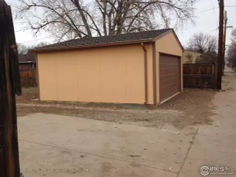 3556 Magnolia St, Denver, CO 80207 photo 3