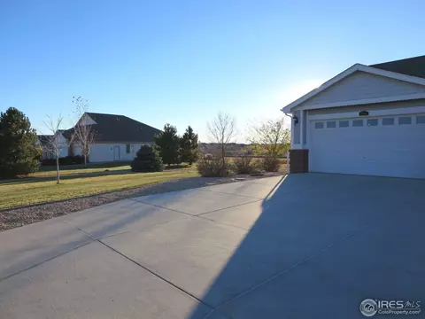 8780 Longs Peak Cir, Windsor, CO 80550 photo 4