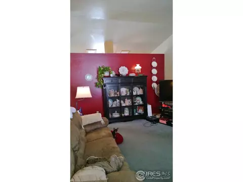 404 33rd St, Evans, CO 80620 photo 2