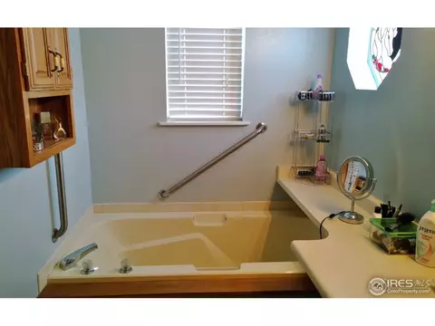 404 33rd St, Evans, CO 80620 photo 8
