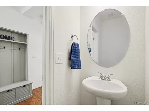 Bath - 26309 E Maple Dr, Aurora, CO 80018 photo 1 of 5