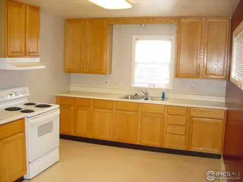 328 N 9th Ave, Sterling, CO 80751 photo 3