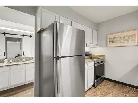 Kitchen - 2227 Canyon Blvd #A-211, Boulder, CO 80302 photo 2 of 3