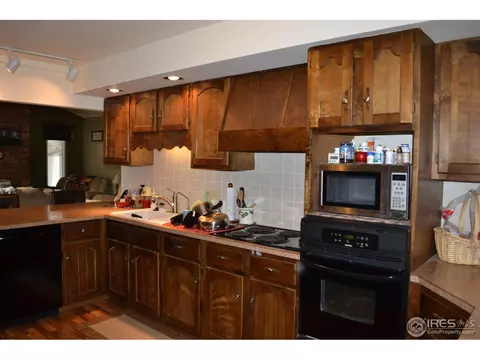 320 Valley Dr, Sterling, CO 80751 photo 4