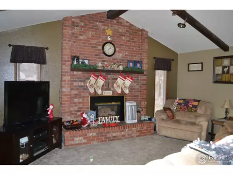 320 Valley Dr, Sterling, CO 80751 photo 6