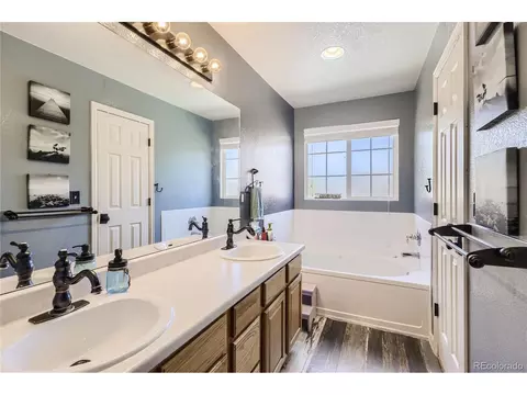 1910 E 166th Dr, Thornton, CO 80602 photo 22