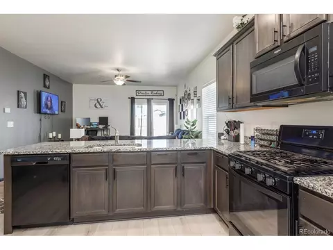 307 Walnut St, Bennett, CO 80102 photo 7