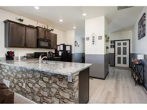 307 Walnut St, Bennett, CO 80102 photo 8