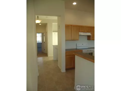 617 Dee Rd, Johnstown, CO 80534 photo 4