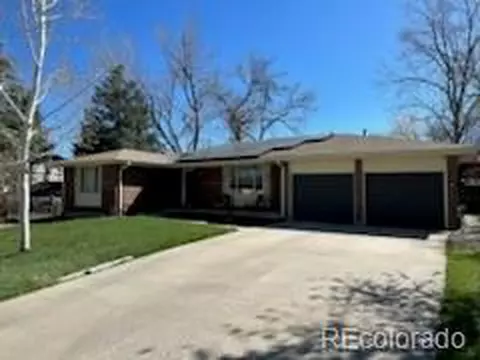6758 Vivian St, Arvada, CO 80004