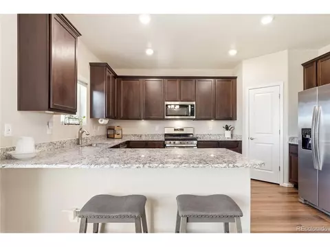 Kitchen - 7253 Shavano Ave, Longmont, CO 80504 photo 3 of 5