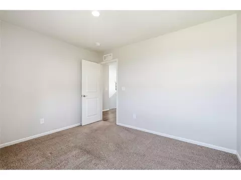 Bedroom - 7253 Shavano Ave, Longmont, CO 80504 photo 5 of 6