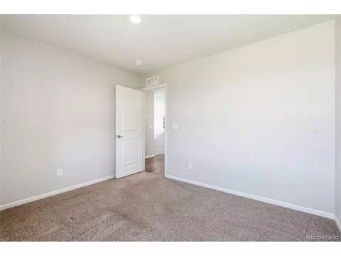 Bedroom - 7253 Shavano Ave, Longmont, CO 80504 photo 5 of 6