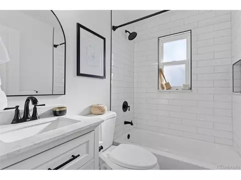 Undisclosed, Thornton, CO 80229 photo 29