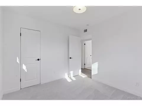 Undisclosed, Thornton, CO 80229 photo 28