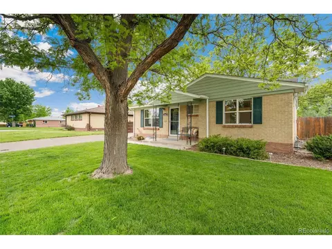 5645 Dover St, Arvada, CO 80002 photo 2