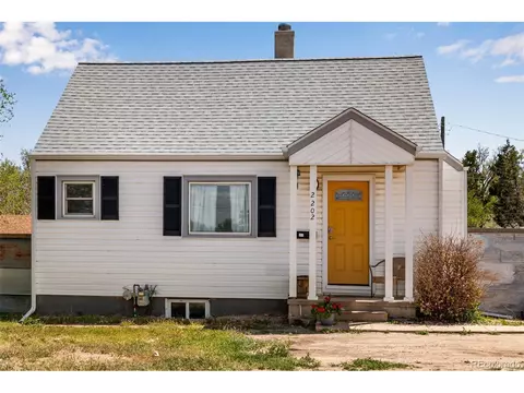 2202 9th St, Greeley, CO 80631 photo 2