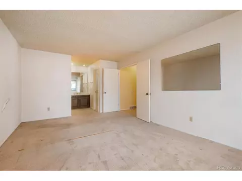 12643 E Bates Cir, Aurora, CO 80014 photo 14