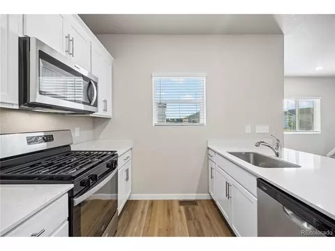 Kitchen - 144 Equine Rd, Berthoud, CO 80513 photo 2 of 2