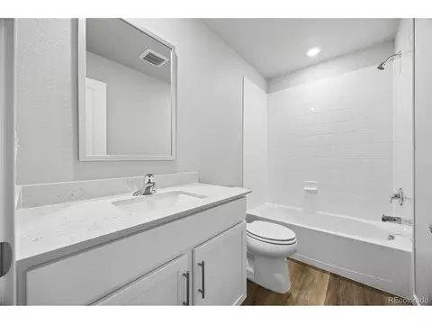 Bath - 144 Equine Rd, Berthoud, CO 80513 photo 4 of 4
