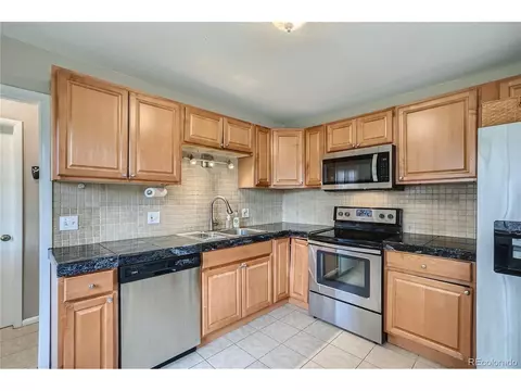 Undisclosed, Arvada, CO 80003 photo 12