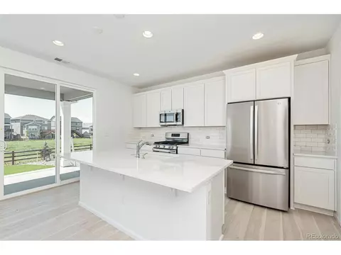 27820 E 10th Dr, Aurora, CO 80018 photo 13