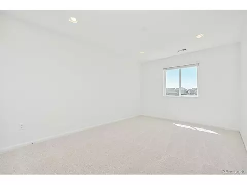 27820 E 10th Dr, Aurora, CO 80018 photo 15