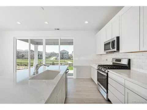 27820 E 10th Dr, Aurora, CO 80018 photo 14