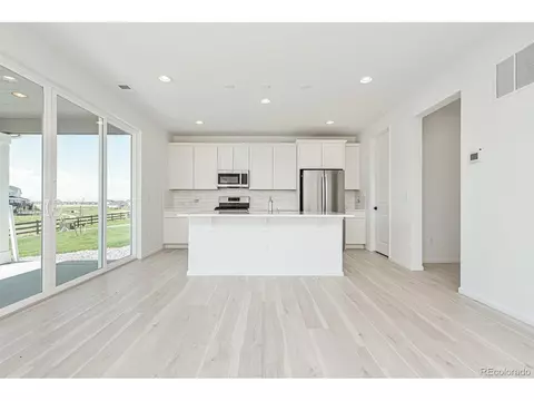 27820 E 10th Dr, Aurora, CO 80018 photo 10