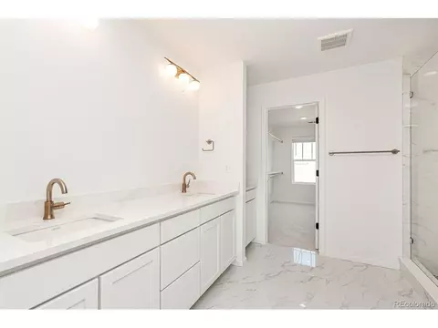 27820 E 10th Dr, Aurora, CO 80018 photo 20