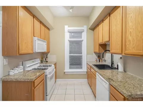 2016 N Vine St, Denver, CO 80205 photo 9