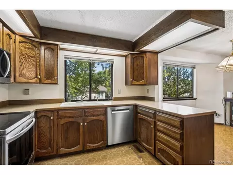 Kitchen - 19495 E Floyd Ave, Aurora, CO 80013 photo 2 of 2