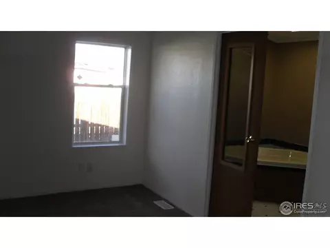 1065 Macdavidson Cir, Dacono, CO 80514 photo 12