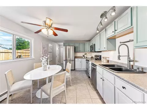 6920 W 55th Pl, Arvada, CO 80002 photo 10