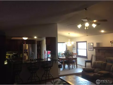 18739 E Oregon Dr, Aurora, CO 80017 photo 2