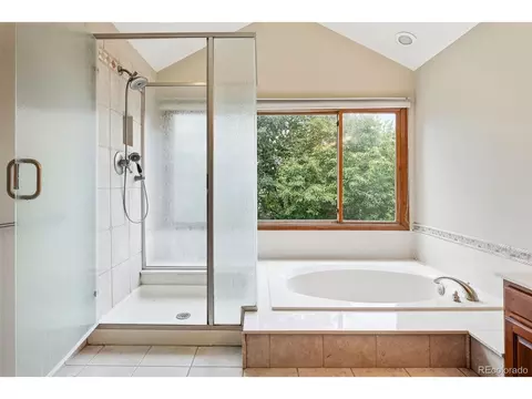 Bath - 17195 E Dorado Dr, Centennial, CO 80015 photo 2 of 4
