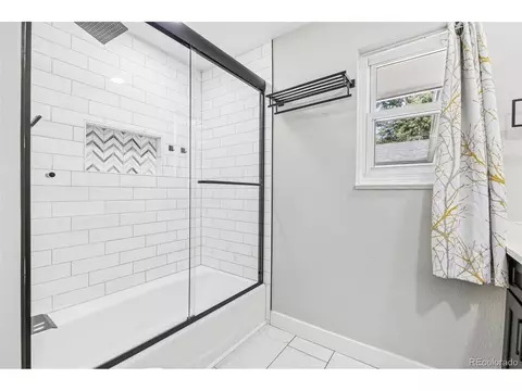Bath - 10051 E Walsh Pl, Denver, CO 80247 photo 2 of 5