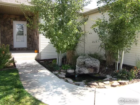 237 Buckeye Ave, Johnstown, CO 80534 photo 2