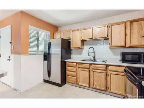 1016 Wheeling St, Aurora, CO 80011 photo 4