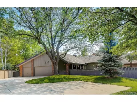 27 Beacon Hill Ln, Greenwood Village, CO 80111