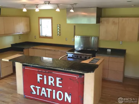 398 Fred St, Boulder, CO 80302 photo 4