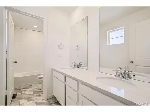 16534 E 109th Pl, Commerce City, CO 80022 photo 8