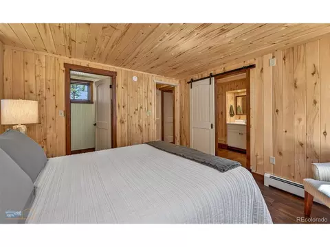 Bedroom - 942 Spruce Dr, Lyons, CO 80540 photo 2 of 7