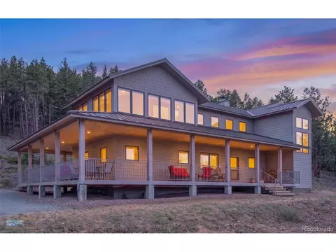 Exterior - 942 Spruce Dr, Lyons, CO 80540 photo 2 of 8
